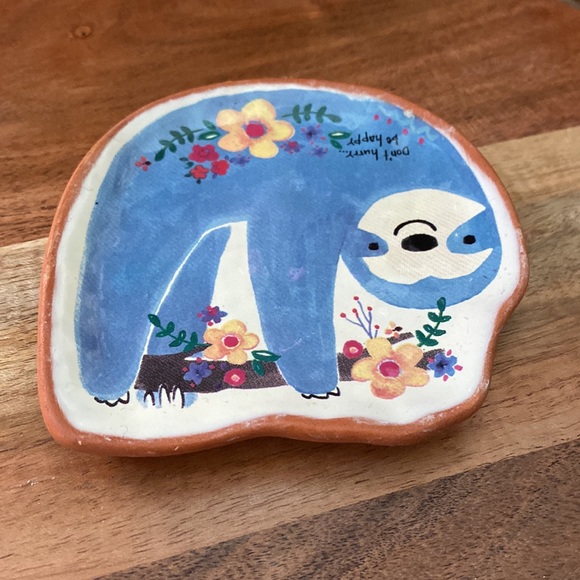 3/$28 Cute sloth trinket or jewelry dish - Picture 2 of 7